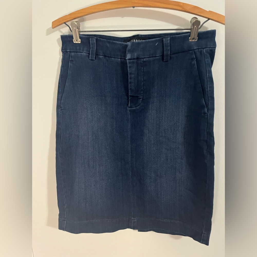 Liverpool Los Angeles Classic Pencil Denim Skirt Size 8/29 Basic Classic
